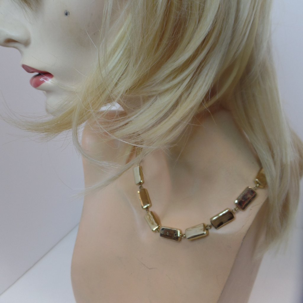 Ellen Tracy (Stamped) Goldtone Bars Toggle Clasp & Bar Necklace Adjustable 16